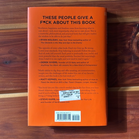 BOOK : the subtle art of not giving a f*ck - Picture 3 of 3